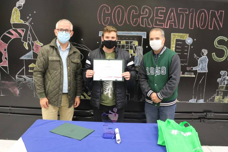 Prêmio da Fapesc é entregue aos vencedores da UniSatc — foto 3