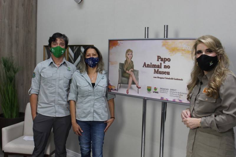 Museu de Zoologia da Unesc recebe visita de gestora da APA da Baleia Franca — foto 4
