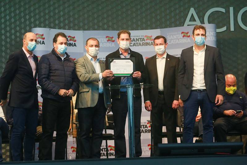 Governador libera R$ 19,5 milhões em emendas para a Região Carbonífera — foto 1