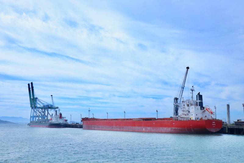 Porto de Imbituba fecha maio com melhor resultado operacional de sua história — foto 6