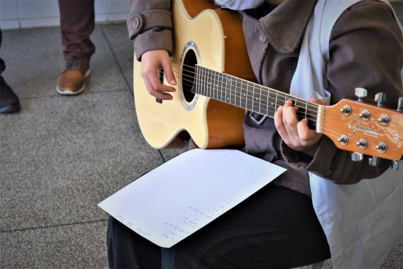Siderópolis: projeto de musicalização contribui para desenvolvimento de bebês e crianças — foto 1