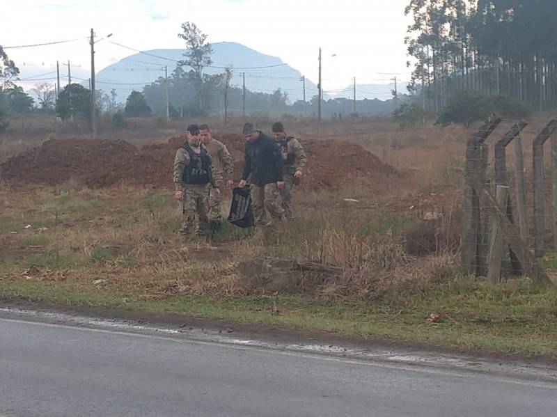 Bope detona artefatos explosivos encontrados em Nova Veneza — foto 2