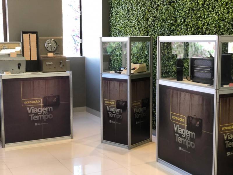 Exposição de antiguidades permanece até sábado no Shopping Della — foto 3