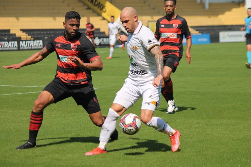 Sem sustos, Criciúma bate o Oeste e assume a liderança momentânea na Série C — foto 9