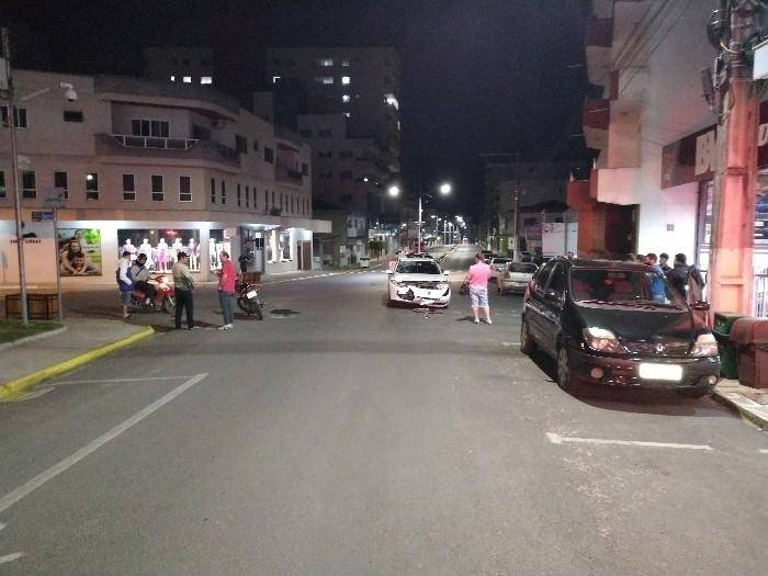 Motociclista fica ferido após colisão frontal em Orleans — foto 1