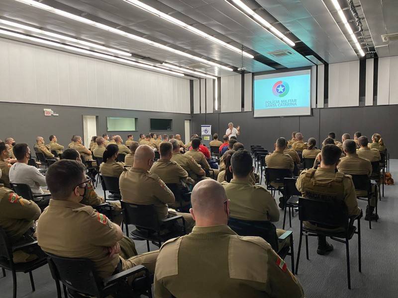 PM promove palestra sobre valorização e qualidade de vida em alusão ao Setembro Amarelo — foto 2