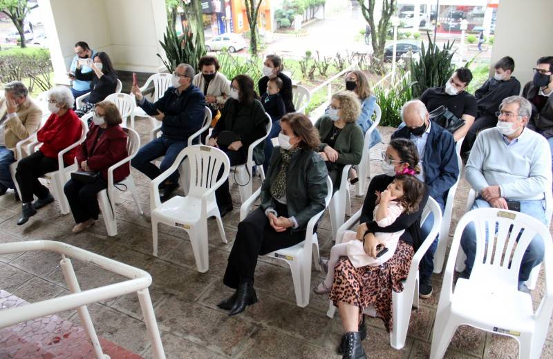 FCC entrega átrio em homenagem ao Professor Carlos Augusto Borba — foto 2