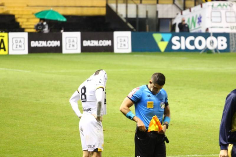 Criciúma esbarra nas expulsões e não sai do empate com o Botafogo (PB) — foto 1