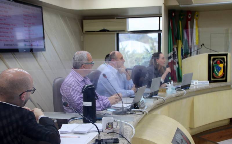 Projeto de Sistema de Méritos da Educação em Criciúma é apresentado em Comissão Especial Temporária — foto 3