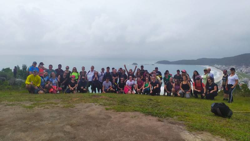 Grupo de Siderópolis realiza trilha em Governador Celso Ramos — foto 1