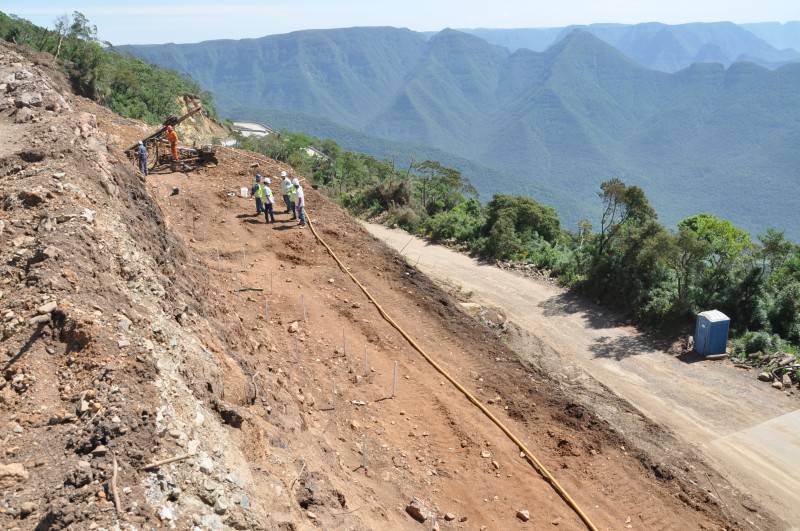 DNIT inicia obras de estabilização das encostas na Serra da Rocinha — foto 1