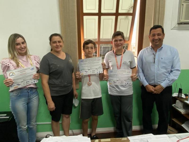 Alunos de Cocal do Sul são medalhistas da Olimpíada Brasileira de Astronomia — foto 1