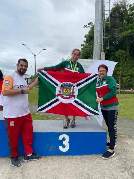 Criciúma encerra primeiro dia de Parajasc com 12 medalhas e um troféu — foto 1