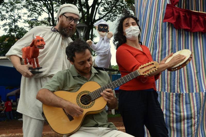Bonequeiro de Nova Veneza faz vivencia no Terno de Reis em Minas Gerais — foto 1