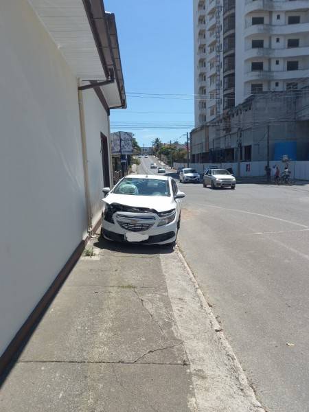 Três pessoas ficam feridas em acidente em Cocal do Sul — foto 2