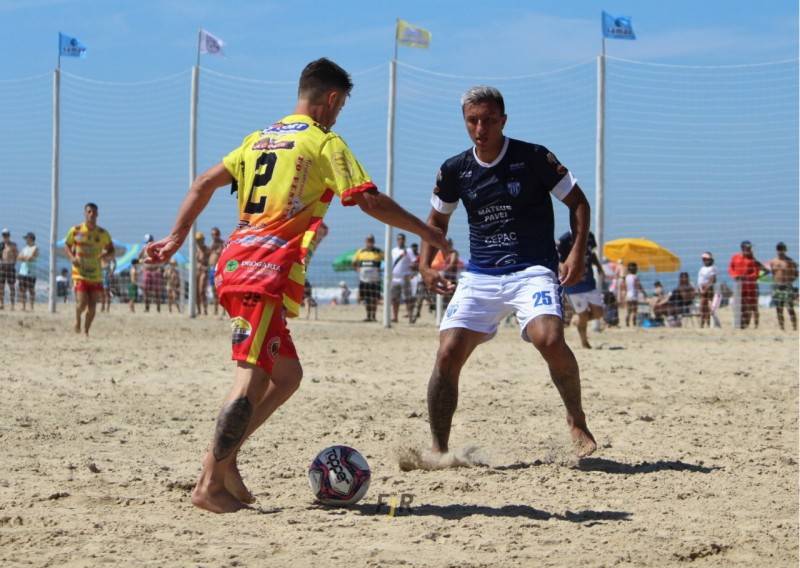 Segunda rodada do Praião termina com oito gols e equipe do Praia na liderança — foto 6