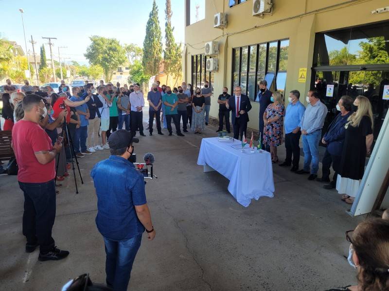 Célio Elias assume interinamente a Prefeitura de Forquilhinha — foto 1