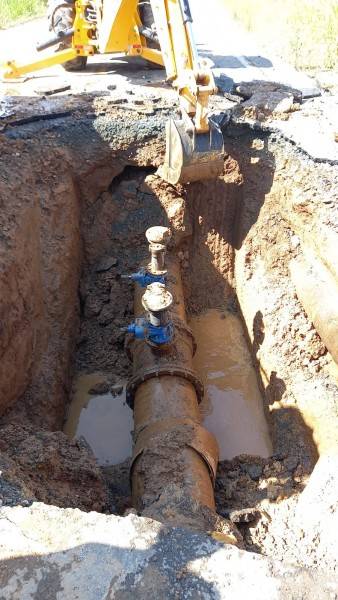 Casan conclui reparo de adutora; abastecimento deve normalizar somente na quinta-feira — foto 2