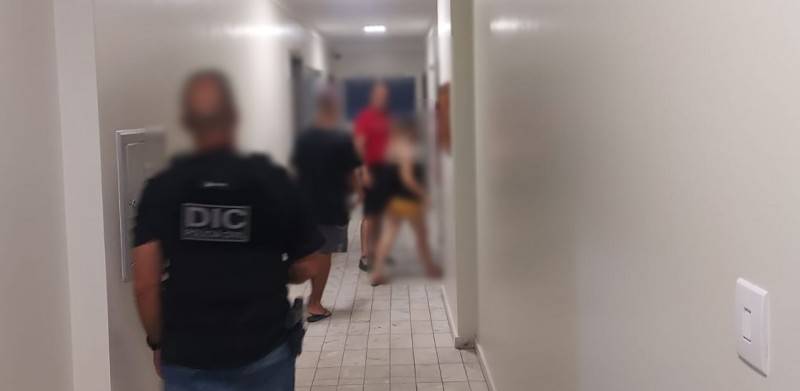 Buscas em apartamento na região Central de Criciúma resulta em prisão de suspeito de traficar drogas — foto 1