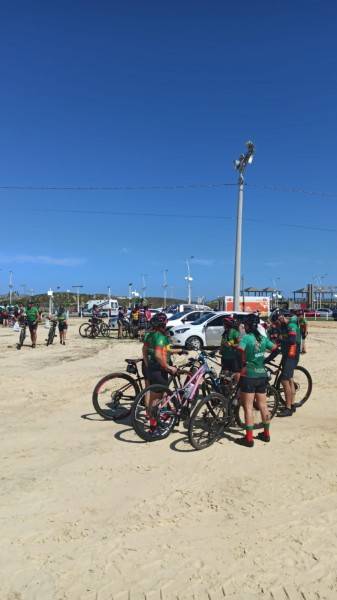 Mais de mil ciclistas no 1º Passeio Ciclístico Rincão Solidário — foto 1