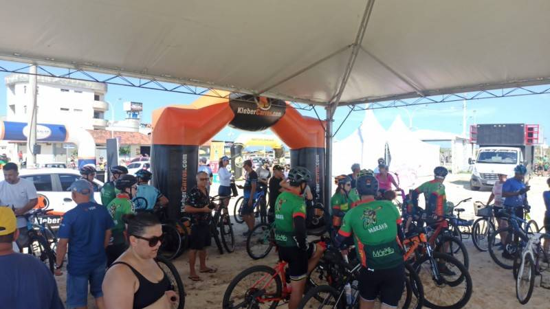Mais de mil ciclistas no 1º Passeio Ciclístico Rincão Solidário — foto 3