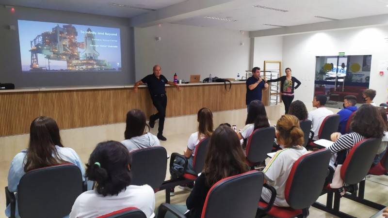Engenheiro da Nasa motiva estudantes de Cocal do Sul — foto 4
