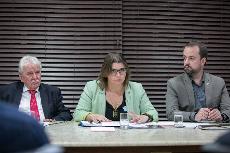 Governo do Estado apresenta proposta para reinserir leite longa vida na cesta básica — foto 1