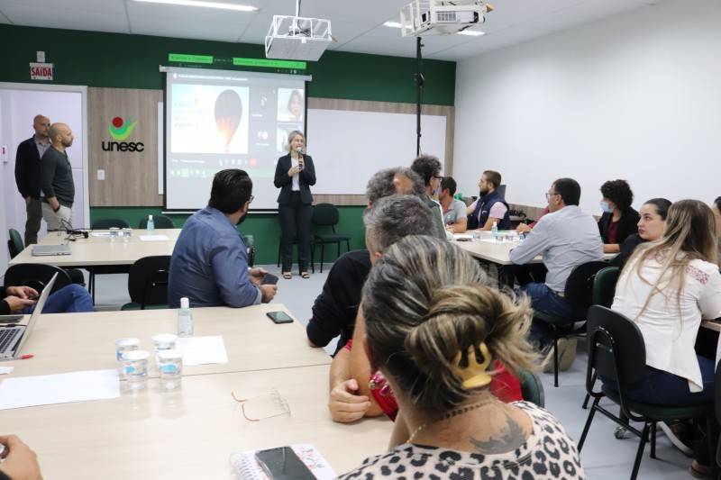 Araranguaenses apresentam ideias para a elaboração do Plano de Desenvolvimento Socioeconômico — foto 2