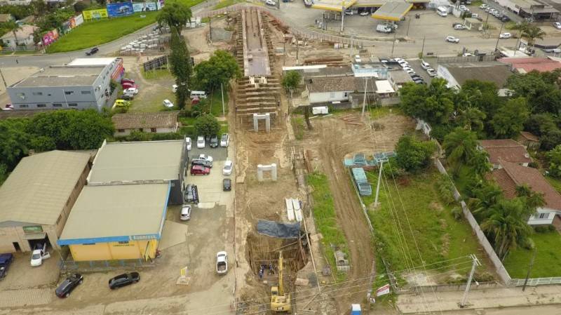 Obras de arte especiais do binário estão 30% concluídas em Criciúma — foto 2