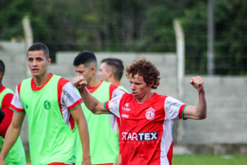 Metrô goleia na primeira partida da semifinal da Copa Sul; confira como foram os gols — foto 1