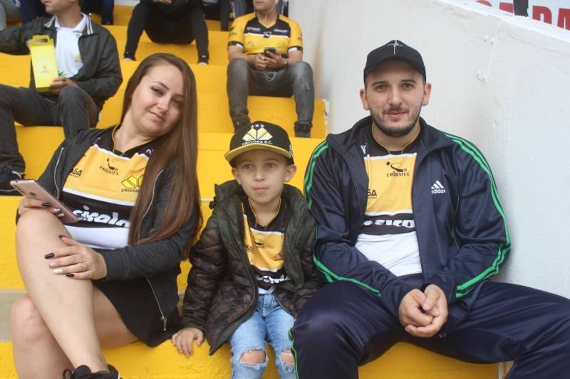 Mesmo com chuva, torcedores do Tigre comparecem no Majestoso — foto 19