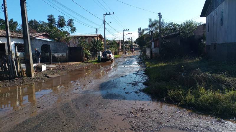 Forquilhinha começa a vistoriar os estragos causados pelas chuvas — foto 1