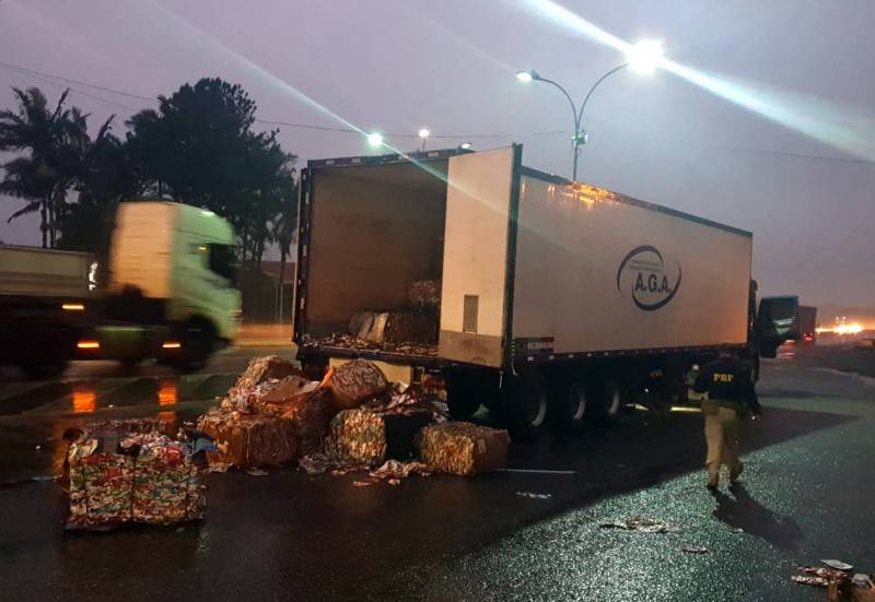 PRF apreende cerca de R$ 90 milhões em cocaína na BR-101 — foto 2