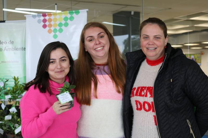 Acic e Núcleo do Meio Ambiente distribuem mudas de plantas em reforço à Semana do Meio Ambiente — foto 2