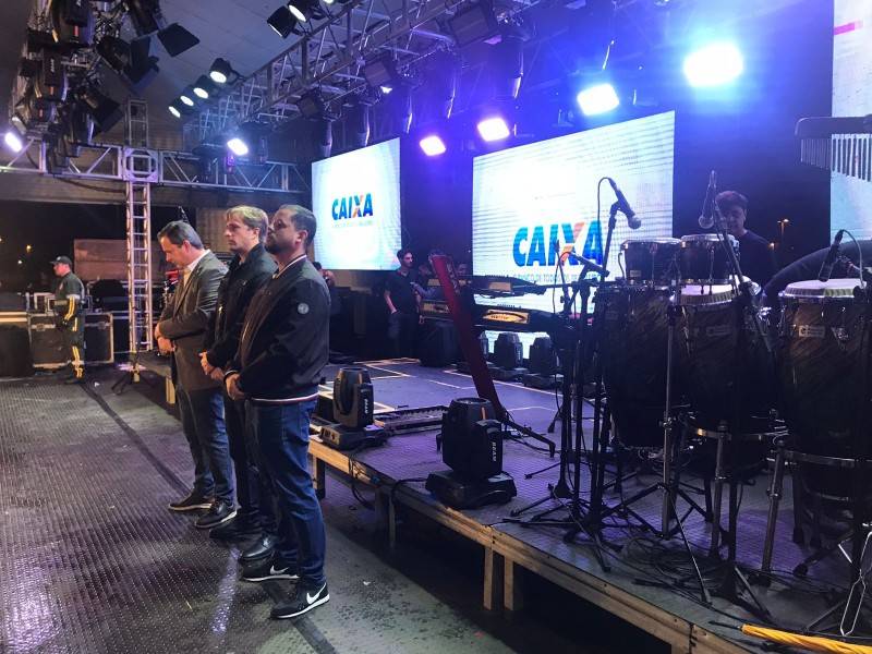Show de João Neto e Frederico marca comemoração aos 142 anos de Criciúma — foto 1