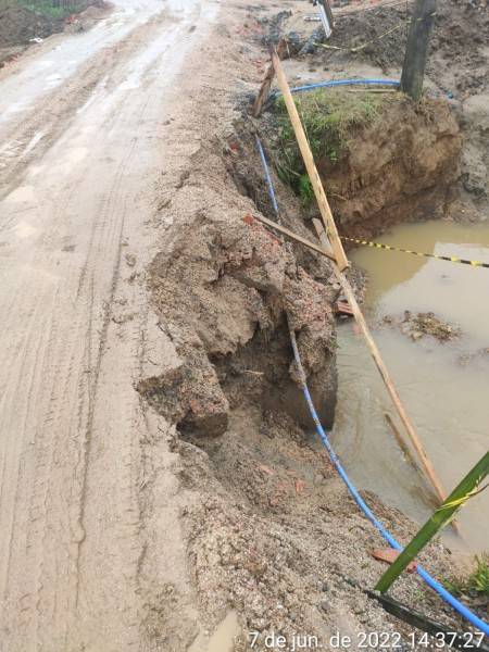 Desvio de ponte na rodovia Mário Ghedin foi interditado nesta tarde — foto 1