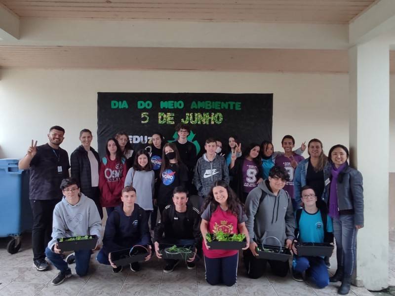 Alunos de Morro da Fumaça aprendem como desenvolver uma horta inteligente — foto 3