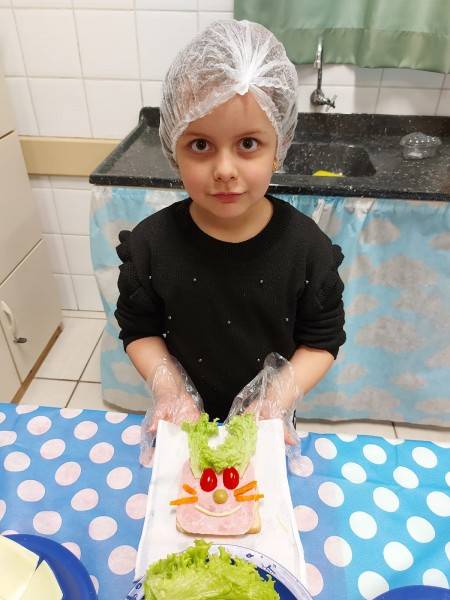 Alunos do Colégio Satc viram chefes por um dia em aula de culinária — foto 2