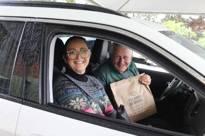 Feijoada do Bairro inova com sucesso de público — foto 6