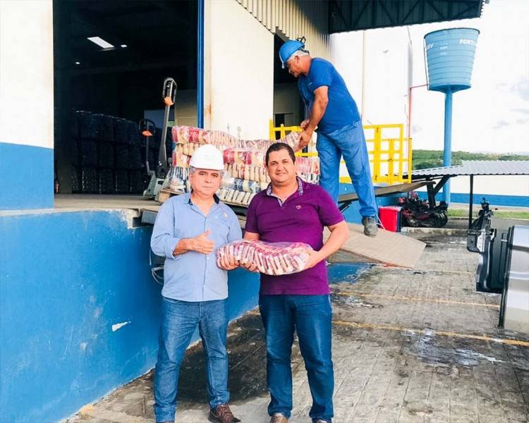 Fumacense Alimentos doa meia tonelada de arroz para afetados pelas chuvas em Pernambuco — foto 1