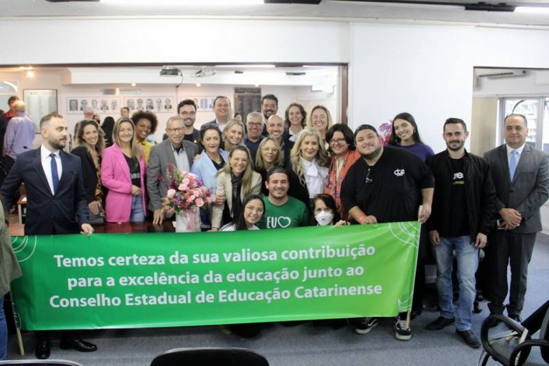 Comunidade acadêmica da Unesc recebe nomeação da reitora ao Conselho Estadual de Educação — foto 1