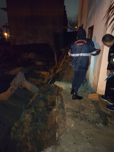 Vias bloqueadas, pontos de alagamentos e aulas comprometidas em Içara — foto 2