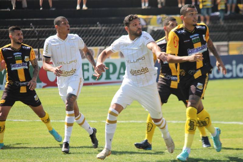 Criciúma é dominado pelo Novorizontino, sofre derrota e chega ao quarto jogo sem vitória na Série B — foto 2
