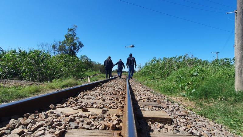 Operação Ferrovia: ação da Polícia Civil prende dupla acusada de traficar drogas — foto 1