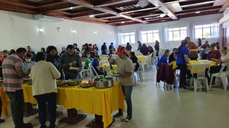 Ação do Lions Clube retirou mais de uma tonelada de lixo da SC-108 em Cocal; confira a galeria — foto 2