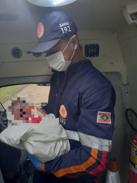 Após ser chamada para atender grávida, equipe do Samu realiza parto de emergência — foto 2