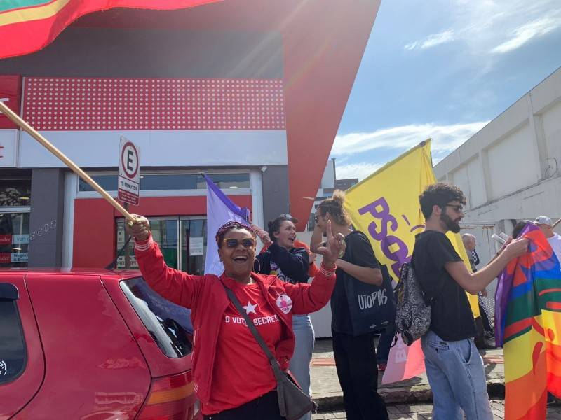 Manifestantes protestam contra o governo Bolsonaro — foto 2