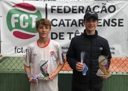 Mampituba é campeão em três categorias no Estadual de Tênis — foto 1