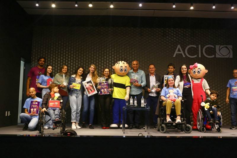 Noite Dourada da Casa Guido reúne cerca de 500 pessoas na Acic — foto 5