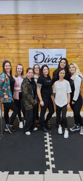 Atletas de estúdio de Criciúma participam de campeonato nacional de Pole Dance — foto 1
